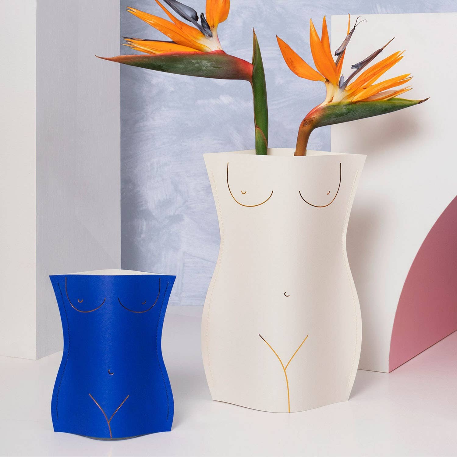Octaevo Venus Paper Vase, Flower Vase & Card Set