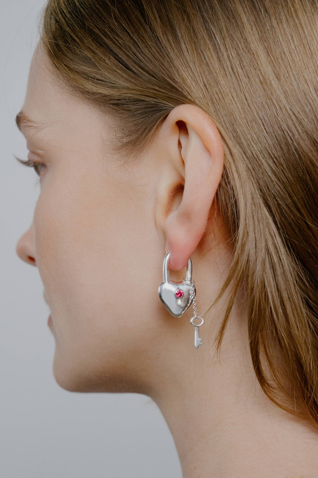 Loula Hoops