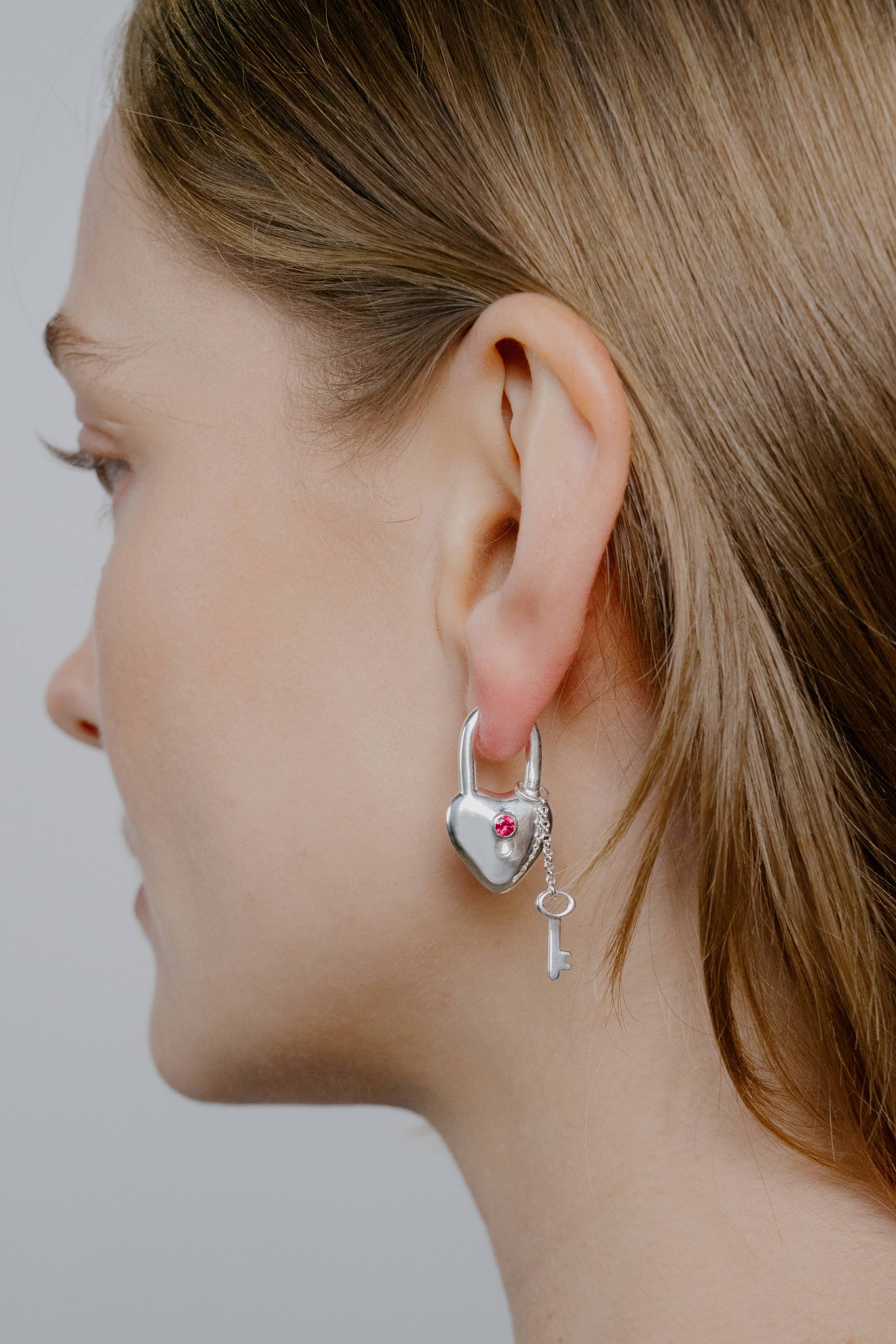 Loula Hoops