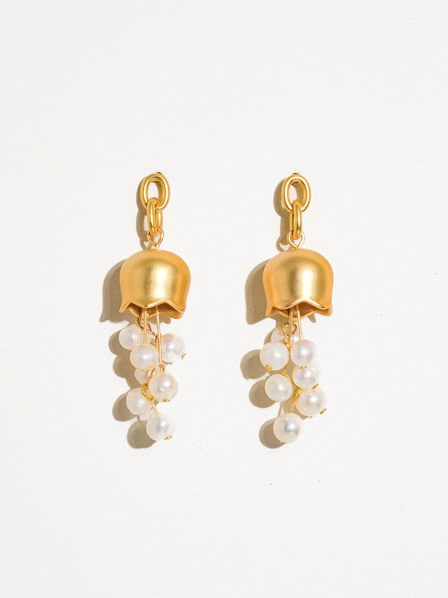 Merope 18K Gold Bellflower Pearl Earring