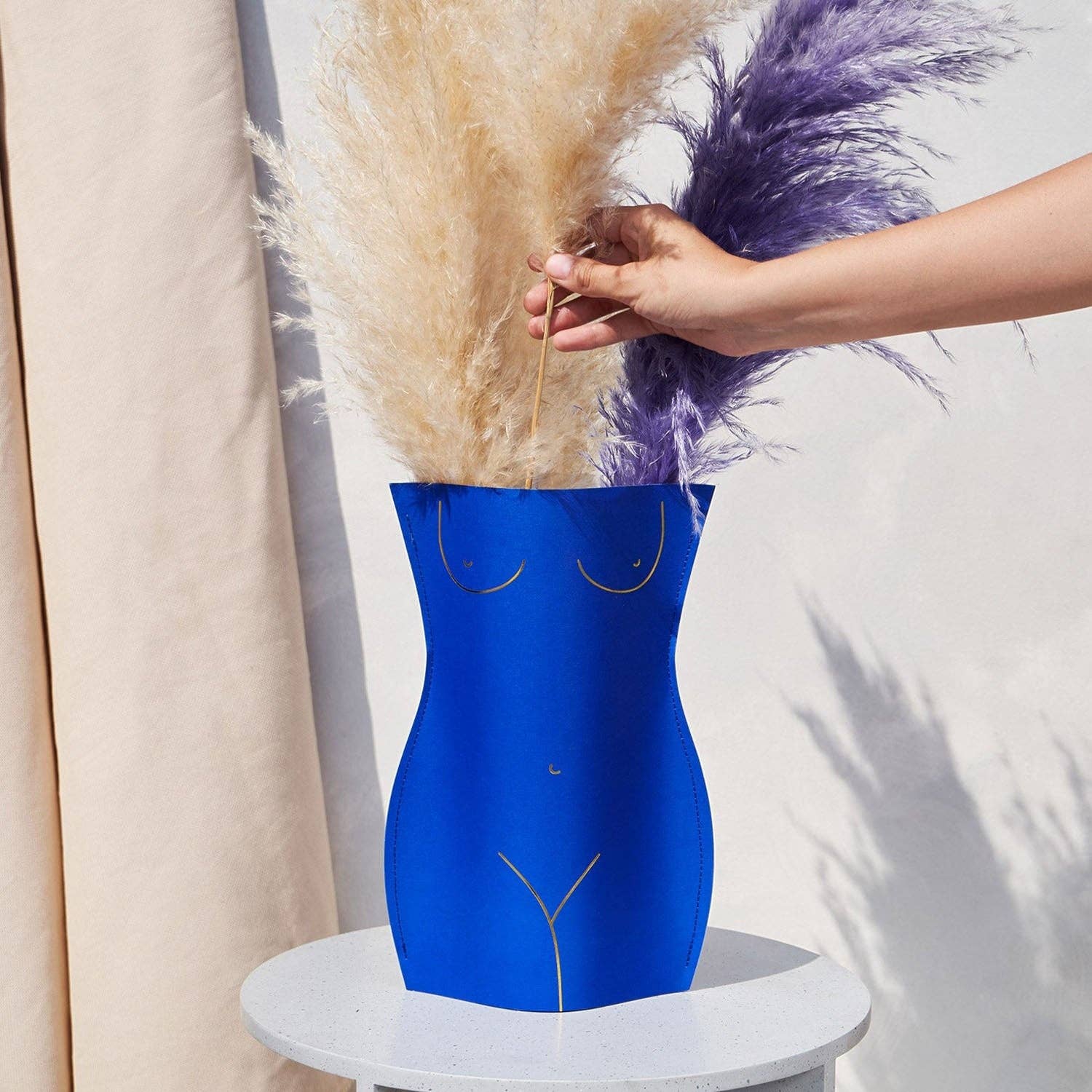Octaevo Venus Paper Vase, Flower Vase & Card Set
