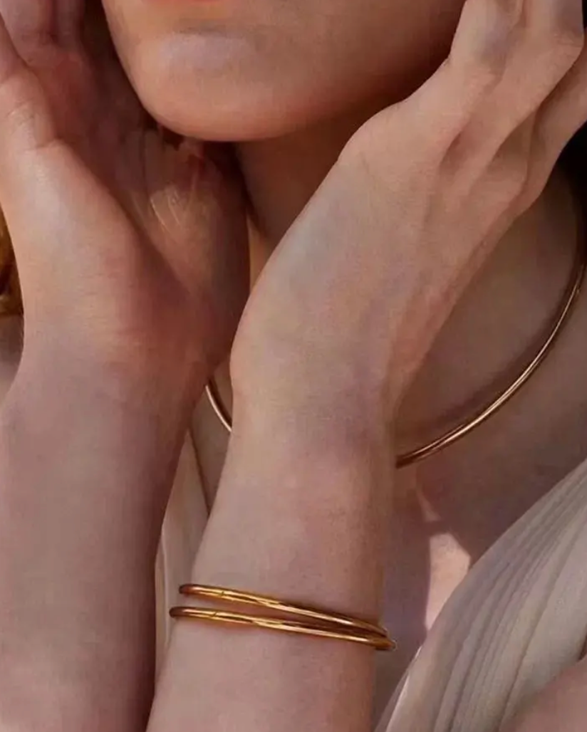 Sofia-Hinge Bangle 14K Gold Stainless Steel Waterproof