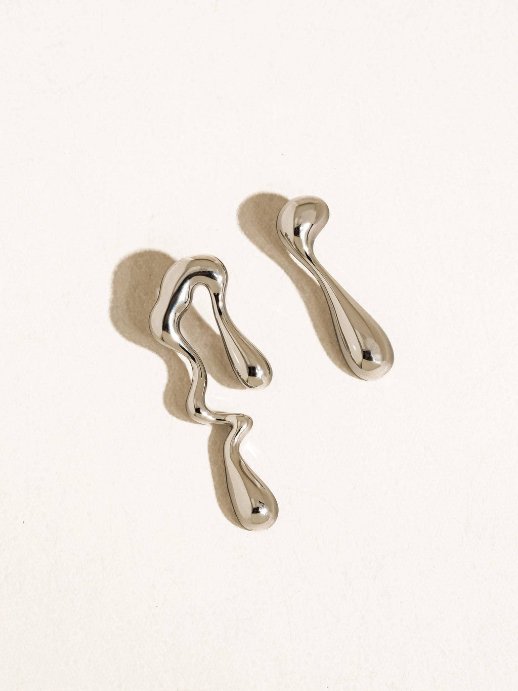Roma 18K Gold Non-Tarnish Mismatch Melted Earring