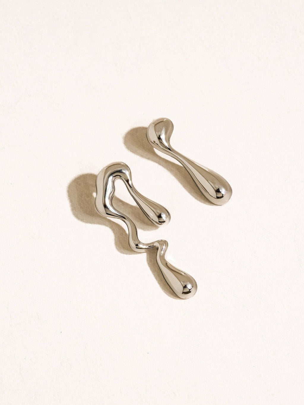 Roma 18K Gold Non-Tarnish Mismatch Melted Earring