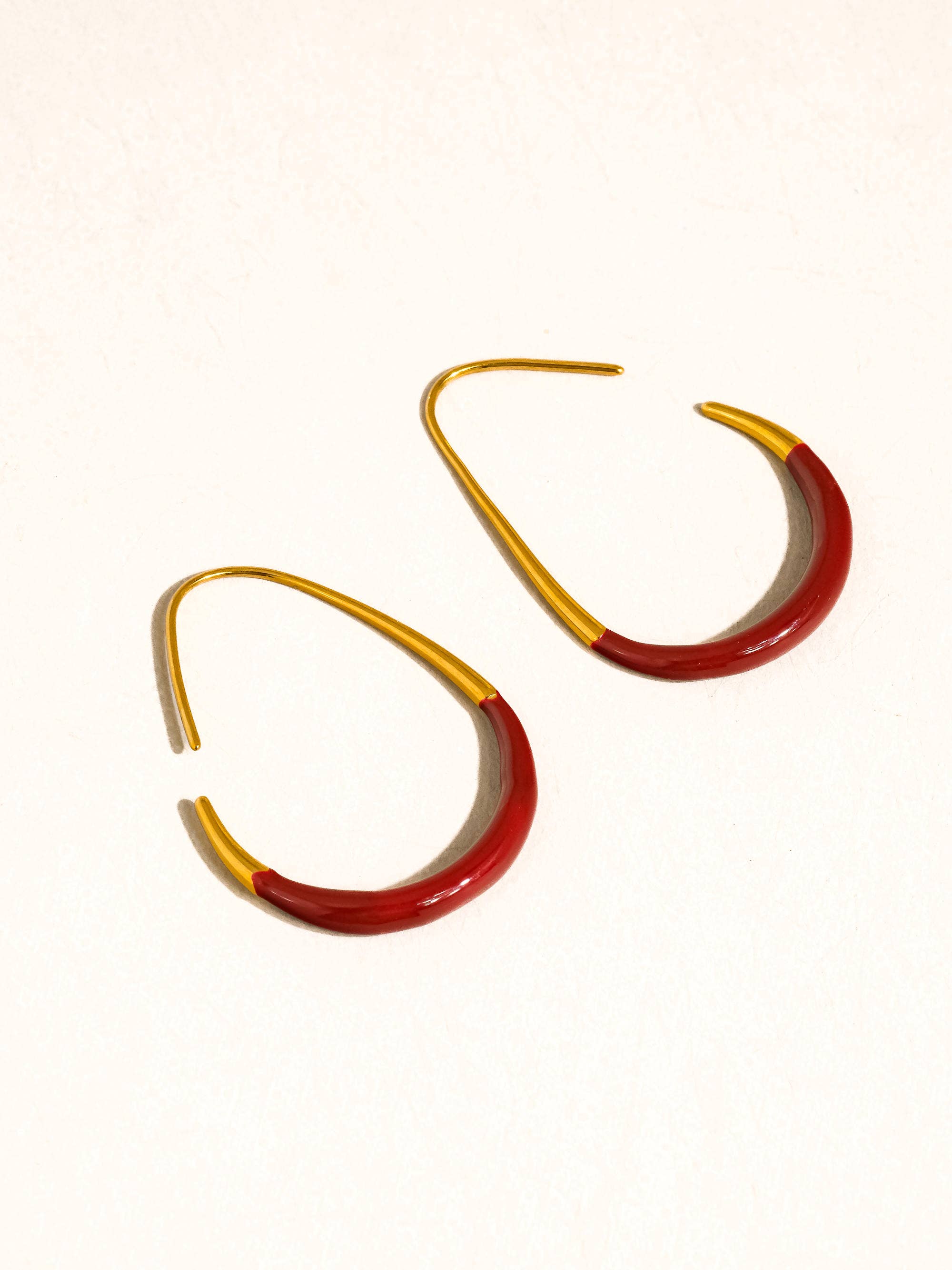 Perchée 18K Gold Non-Tarnish Enamel Hoop Earrings