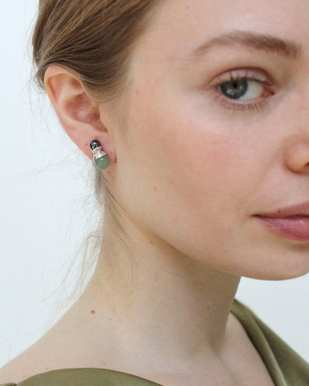 Klee Studs in Carnelian
