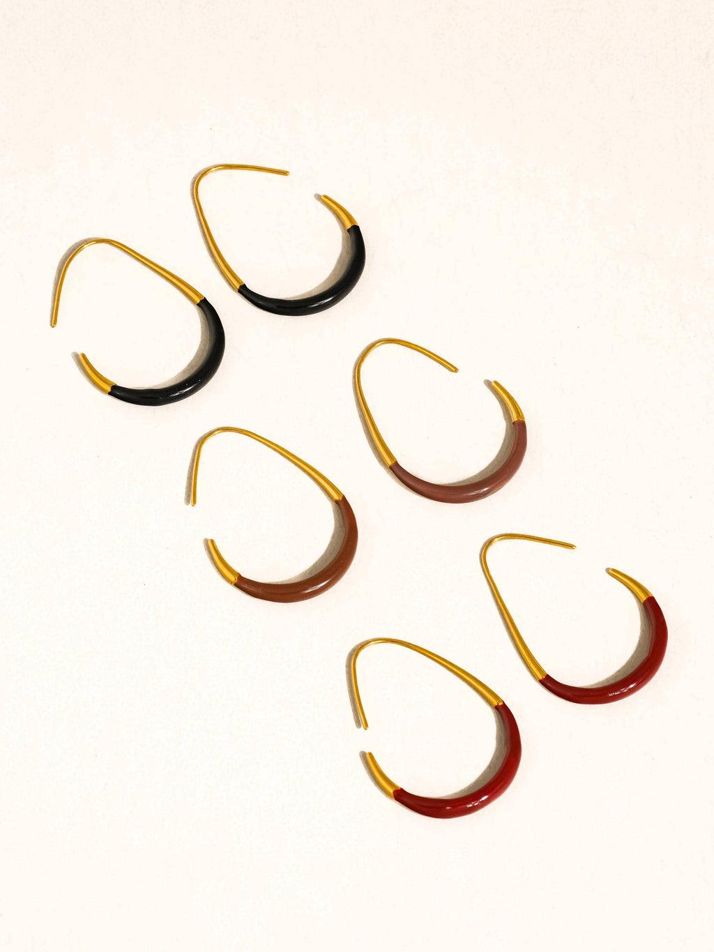 Perchée 18K Gold Non-Tarnish Enamel Hoop Earrings
