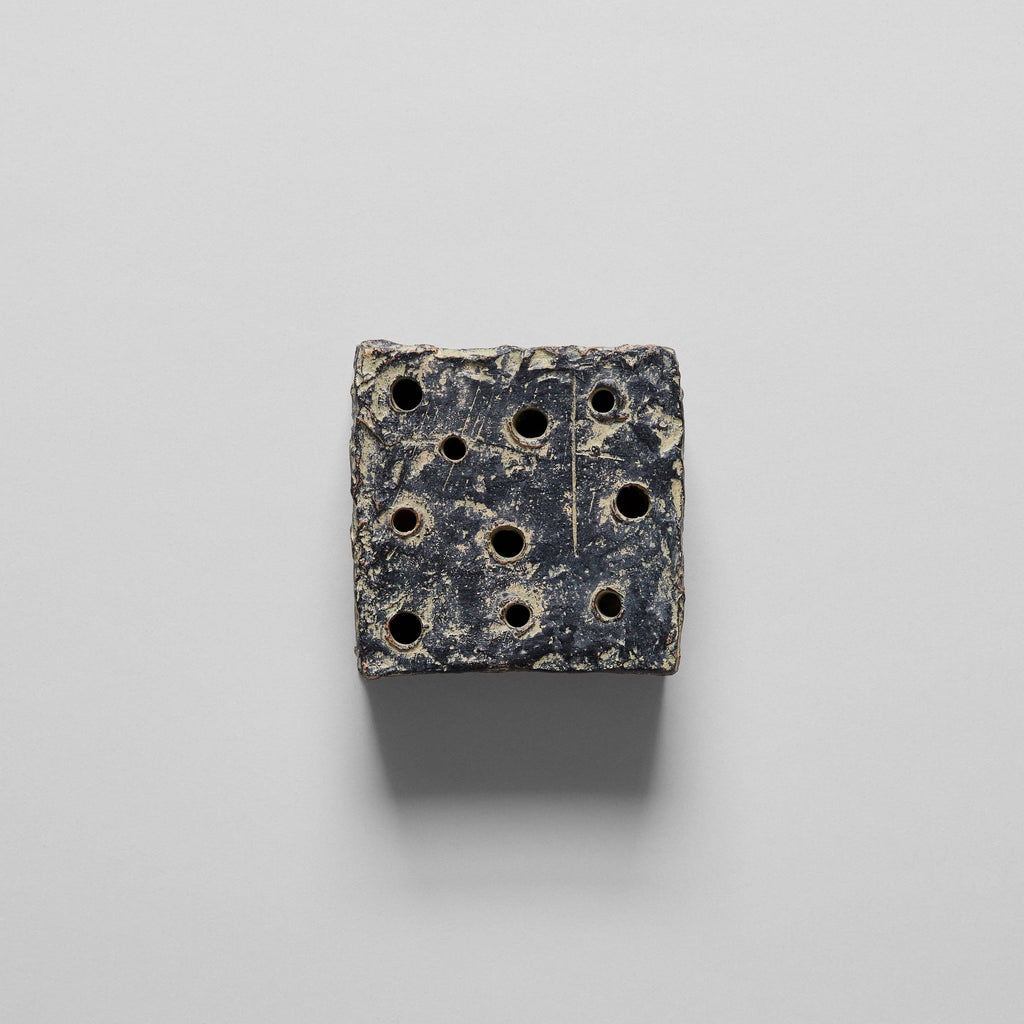 Ceramic Frogs Block
